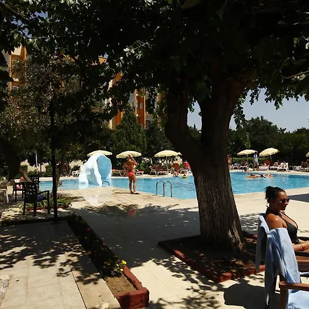 Club Mira 3* كمر