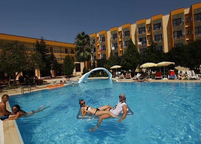 Club Mira Szálloda 3*