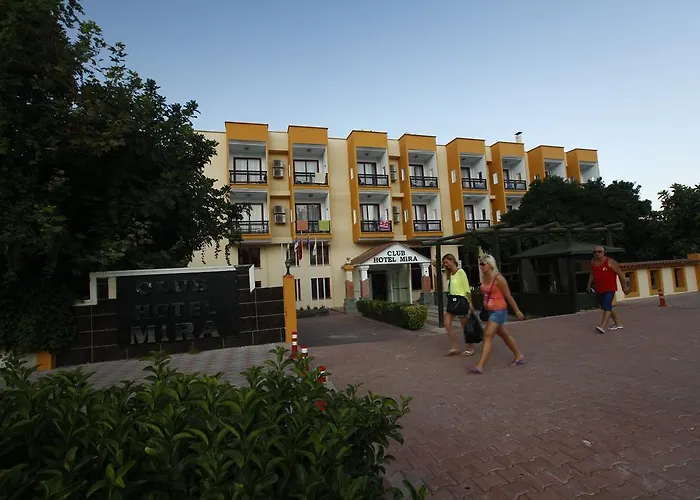 Club Mira 3*