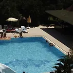 Club Mira