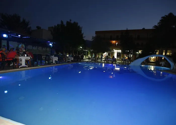 Hotell Club Mira