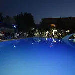 Hotel Club Mira