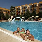 Club Mira Hotel